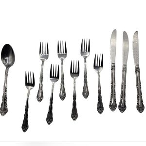 Sears Roebuck LAKEWOOD Tradition Stainless USA / Oneida Silverware Forks Knives